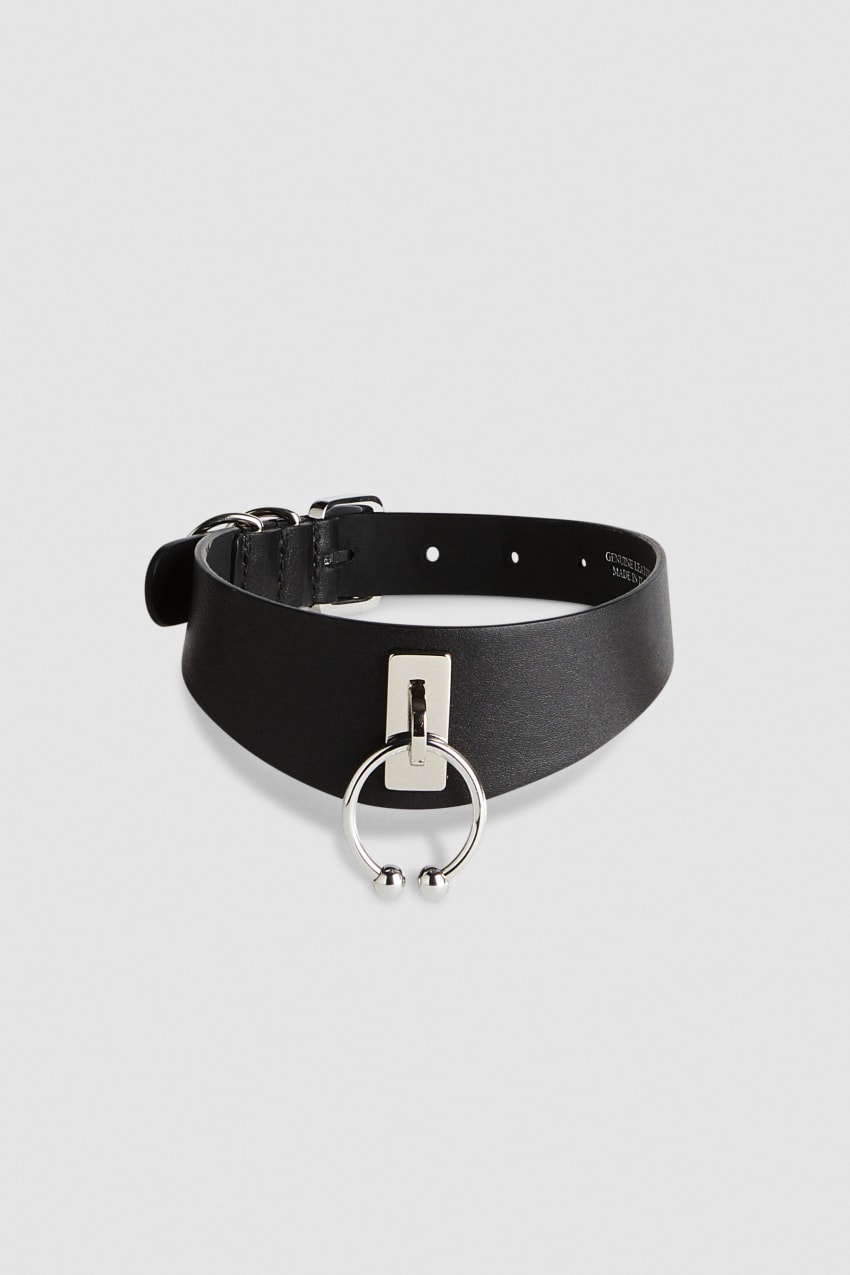 Patrizia Pepe Chocker With Piercing Schwarz | IJKXYO-564