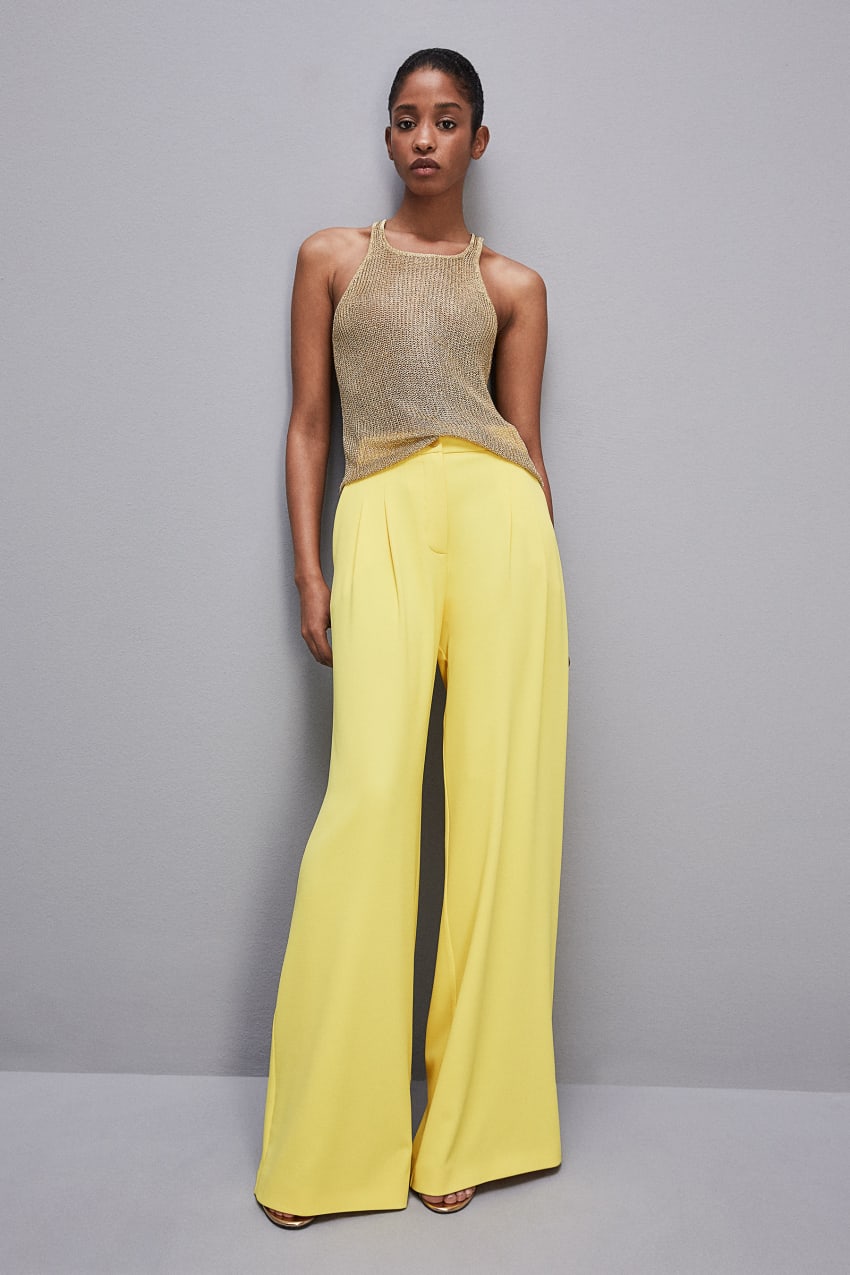 Patrizia Pepe Pleated Pants In Fluid Twill Gelb | TLKMDP-294